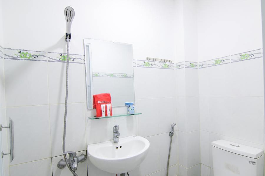 Reddoorz Hoang Tuan Hotel Cidade de Ho Chi Minh Exterior foto