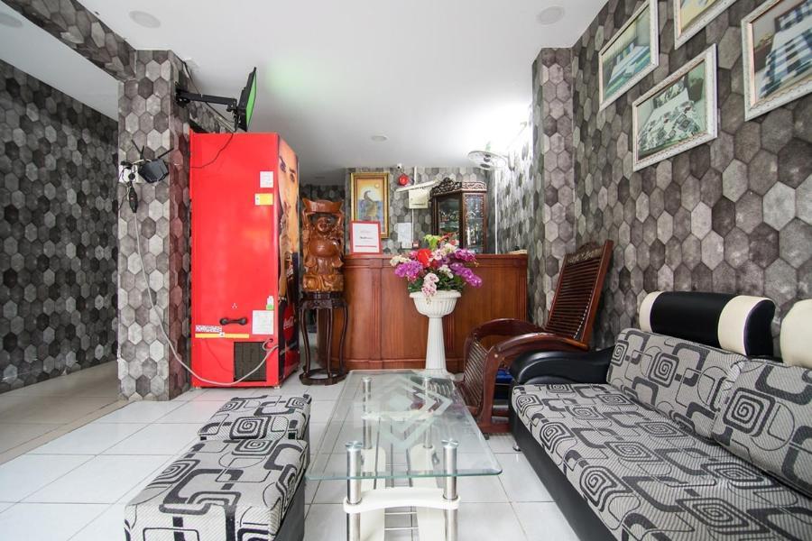 Reddoorz Hoang Tuan Hotel Cidade de Ho Chi Minh Exterior foto